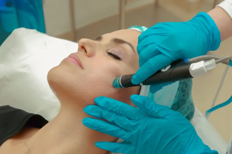 Prendre rendez-vous pour un soin hydrafacial à Triel-sur-Seine, Triel-sur-Seine, SpaVana